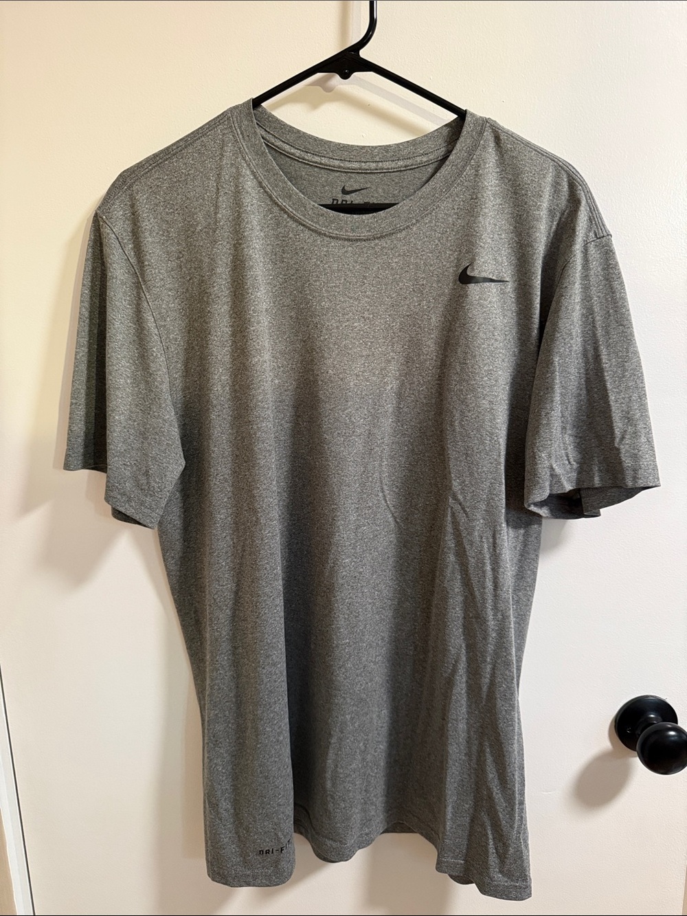 Nike Men’s Heather Gray Short Sleeve Dri-FIT Tee